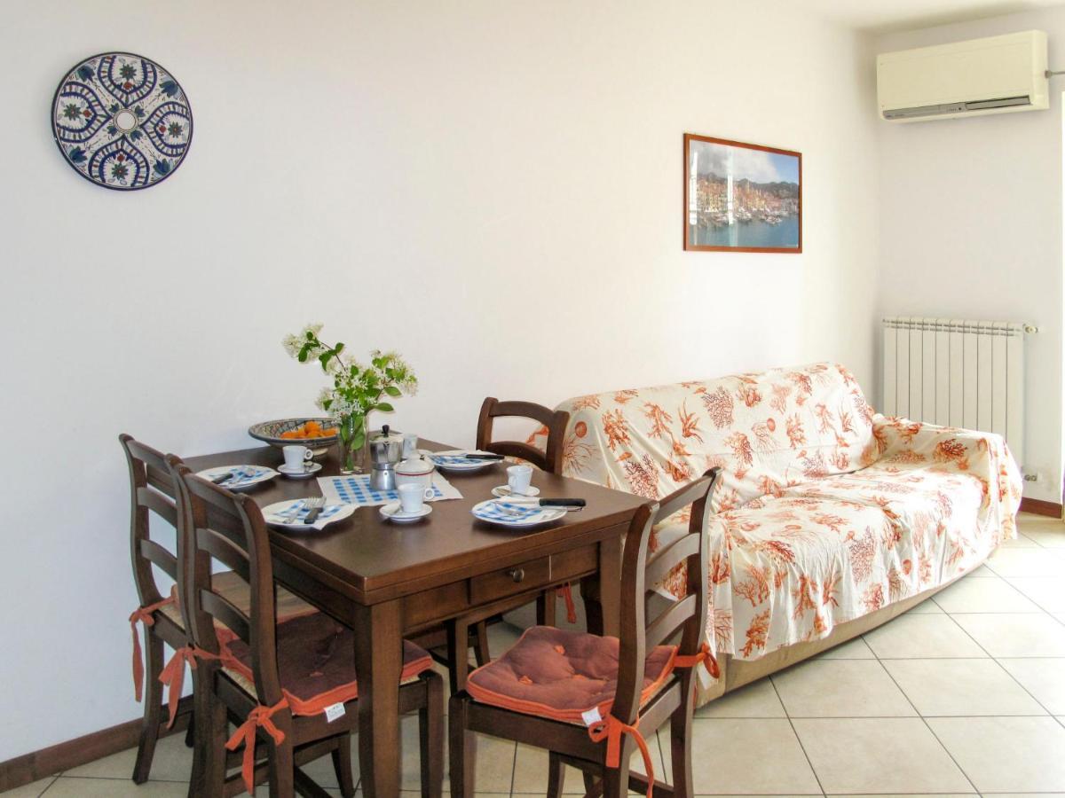 Apartment Cala Azzurra - Imp312 By Interhome Imperia Exterior foto